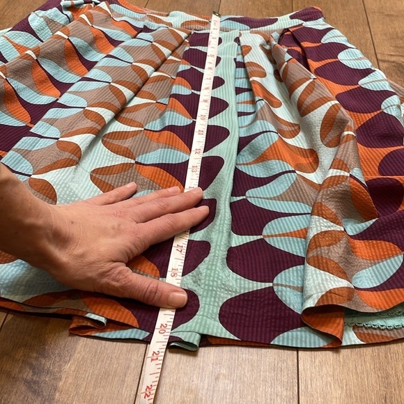 HD in Paris Anthropologie Blue Orange geometric Pleated A-Line Silk Skirt size 2 - Picture 8 of 10